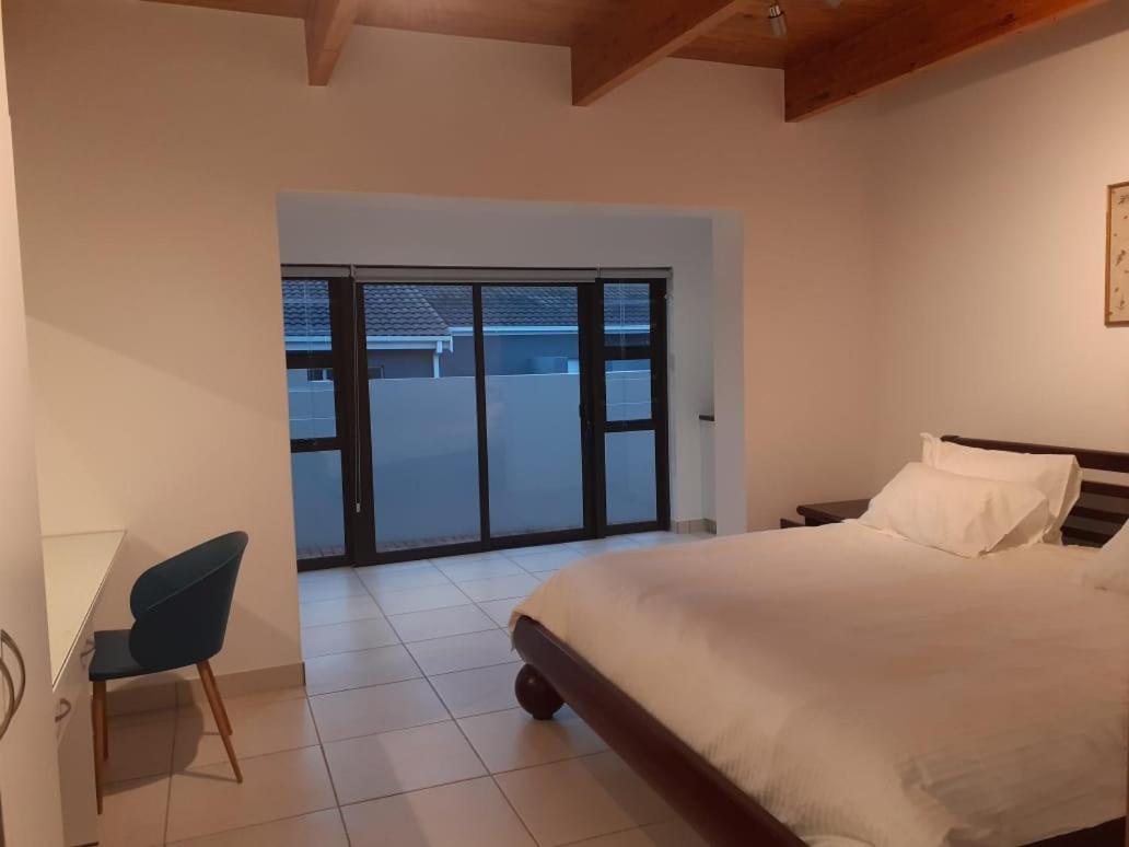 Hotel Gigi At The Palm Tree Plettenberg Bay Exterior foto