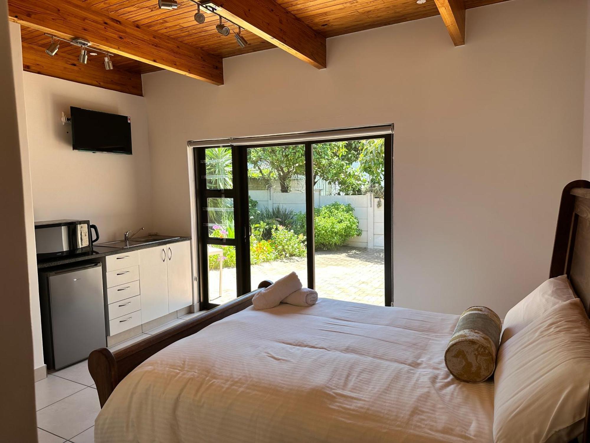 Hotel Gigi At The Palm Tree Plettenberg Bay Exterior foto